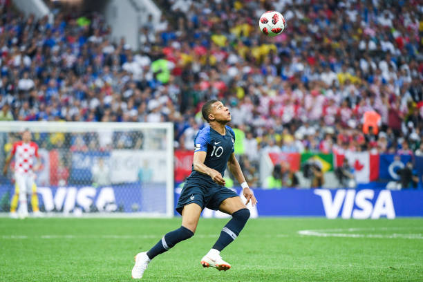 不乏传奇故 不乏传奇故